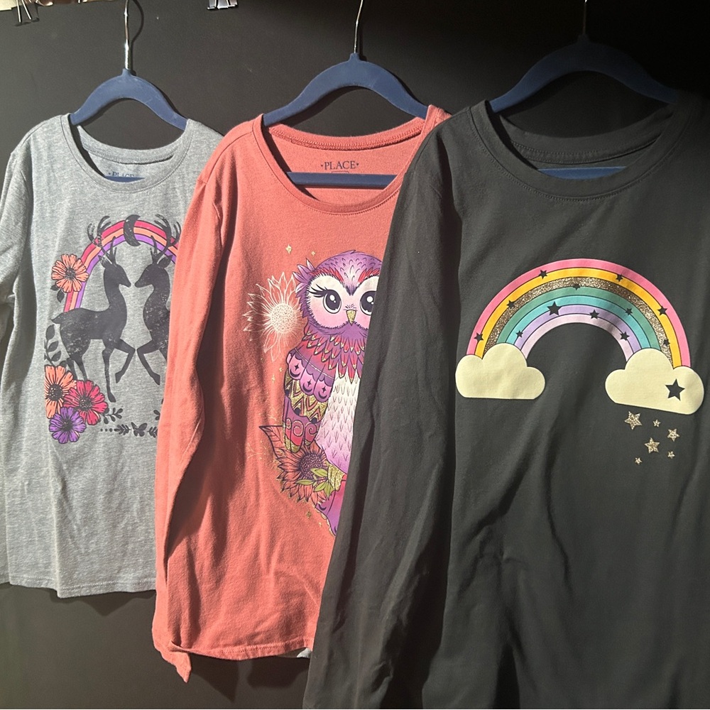 SUPER CUTE Bundle of girls long sleeve graphic tees! EUC